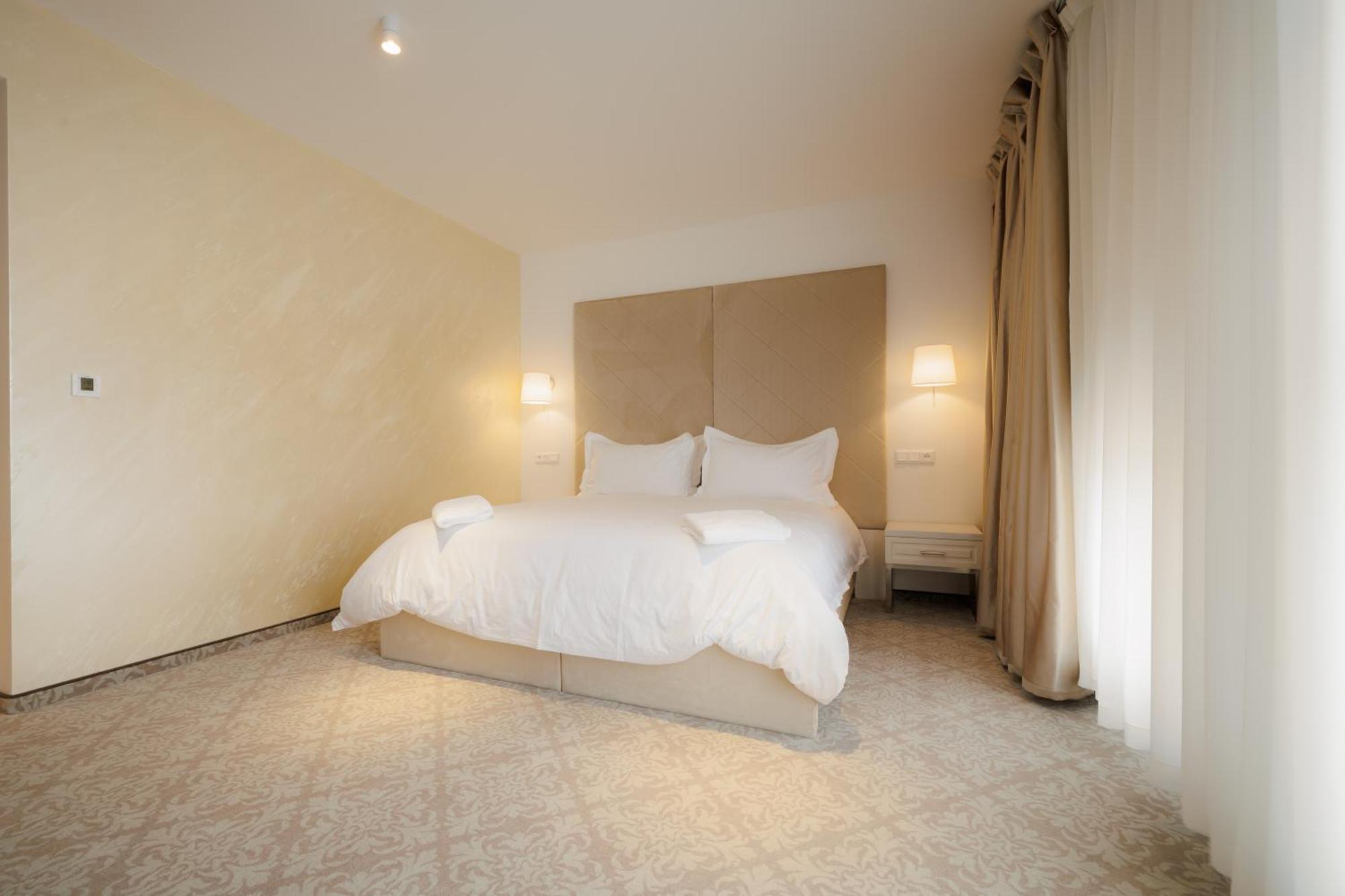 Arcade Hotel 3*